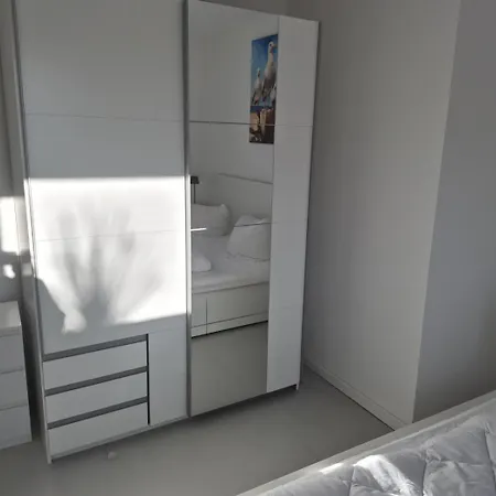 Appartement 2 *
